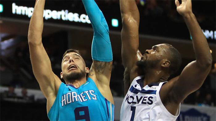 Willy Hernangómez choca de lleno con la mejor versión de Towns