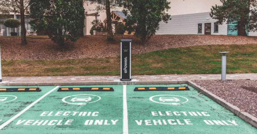 découvrez comment répartir efficacement les charges de copropriété entre les différents copropriétaires pour une gestion transparente et équitable.